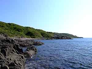 Типичное побережье острова