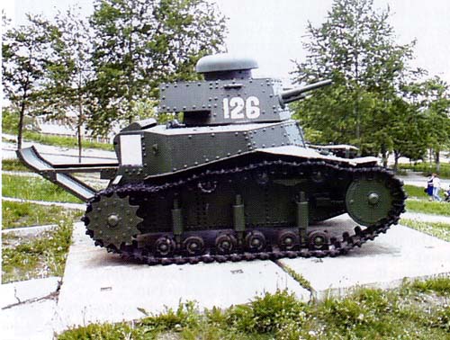 Мемориальный танк МС-1 (Т-18) 1930-1932 гг. п. Славянка